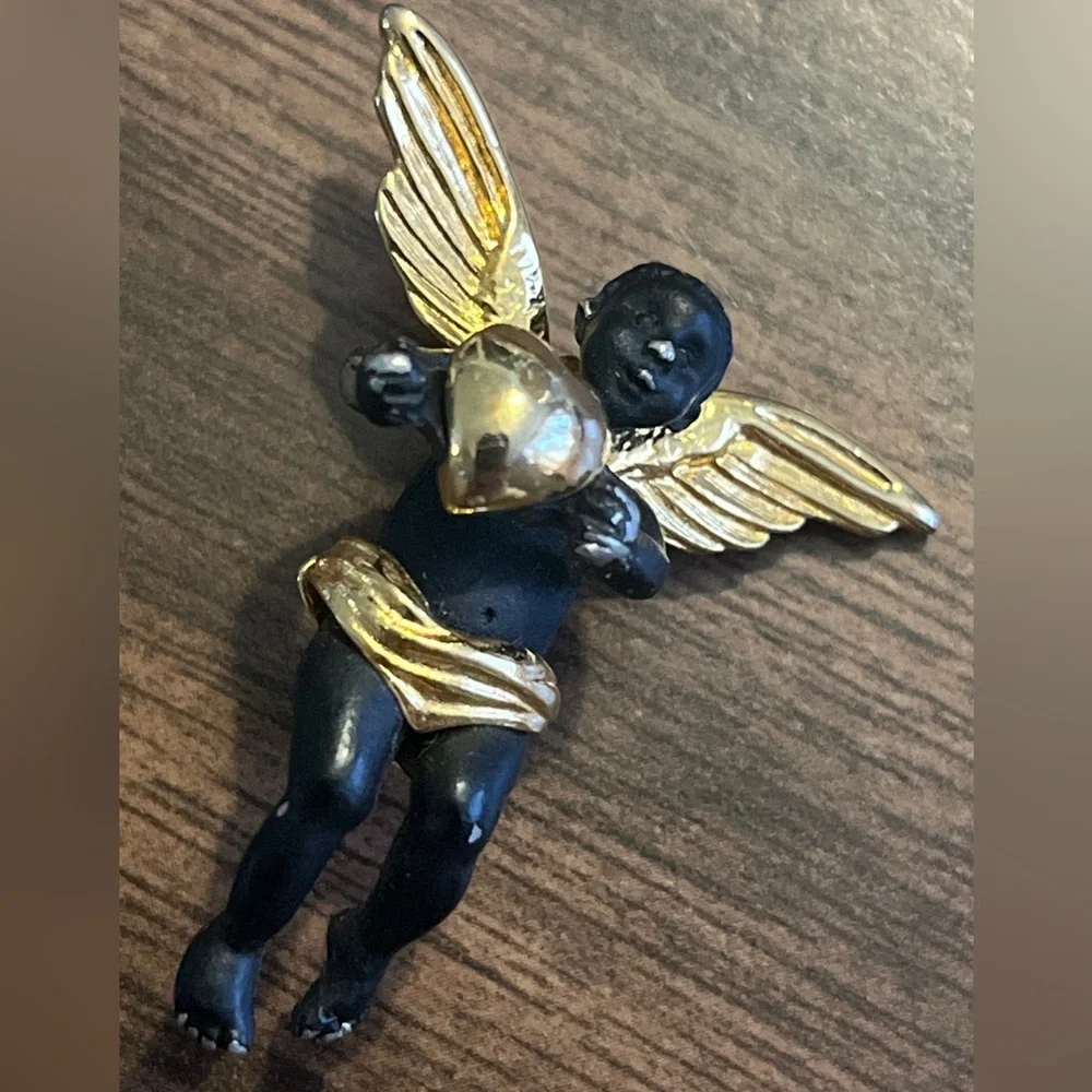 Cherub Angel VTG Heart Pin Brooch by Coreen Simpson